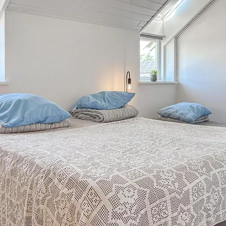 1 Bedroom Stunning In ハンストホルム